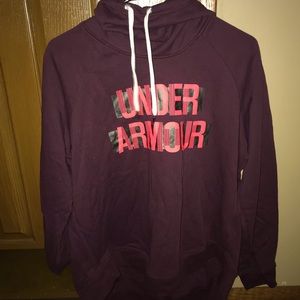 Under armour sweatshirt